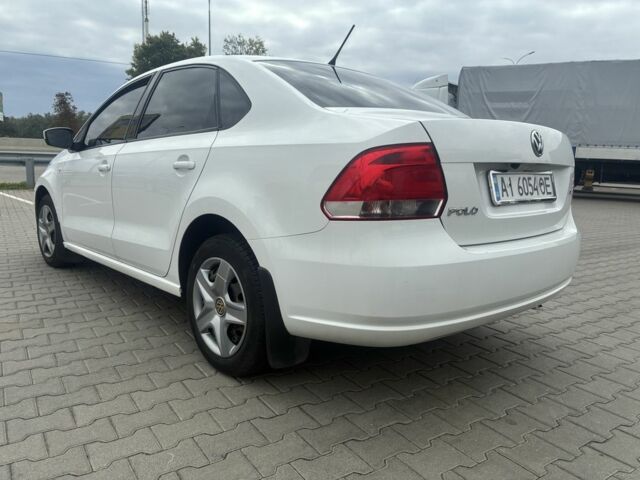 Белый Фольксваген Поло, объемом двигателя 1.6 л и пробегом 240 тыс. км за 6555 $, фото 5 на Automoto.ua