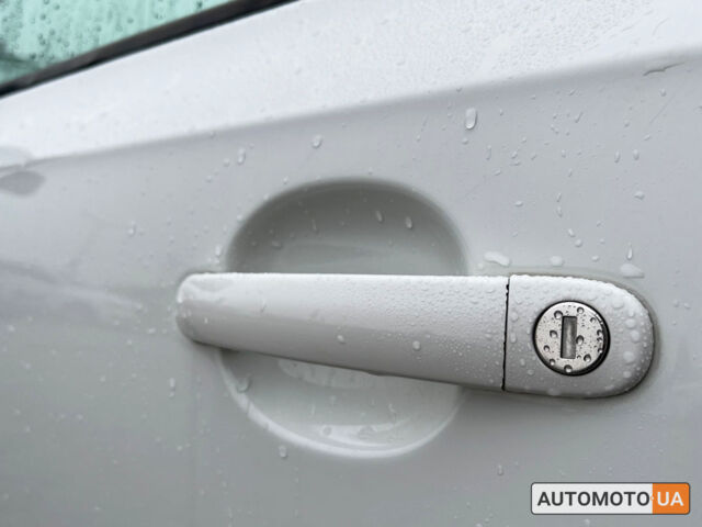 Белый Фольксваген Поло, объемом двигателя 1.6 л и пробегом 67 тыс. км за 9500 $, фото 11 на Automoto.ua