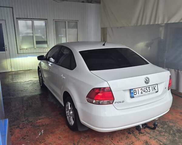 Белый Фольксваген Поло, объемом двигателя 1.6 л и пробегом 221 тыс. км за 7300 $, фото 3 на Automoto.ua
