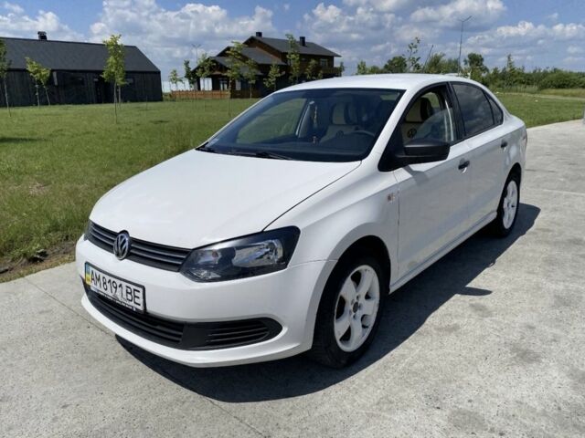 Белый Фольксваген Поло, объемом двигателя 1.6 л и пробегом 132 тыс. км за 6050 $, фото 1 на Automoto.ua