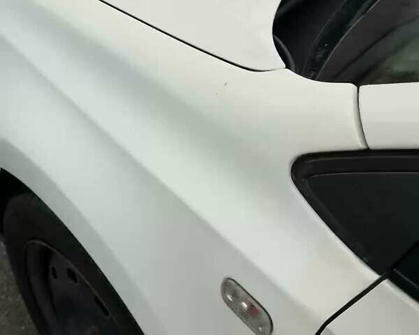 Белый Фольксваген Поло, объемом двигателя 1.6 л и пробегом 101 тыс. км за 7500 $, фото 4 на Automoto.ua