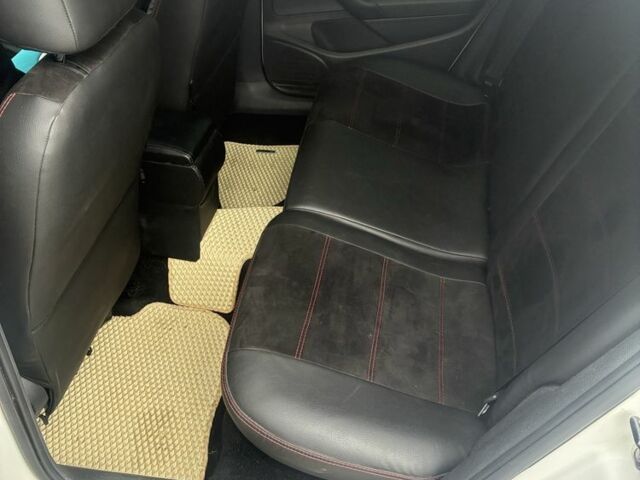 Белый Фольксваген Поло, объемом двигателя 1.6 л и пробегом 240 тыс. км за 6555 $, фото 14 на Automoto.ua