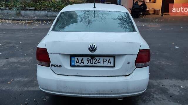 Белый Фольксваген Поло, объемом двигателя 1.6 л и пробегом 223 тыс. км за 7000 $, фото 6 на Automoto.ua