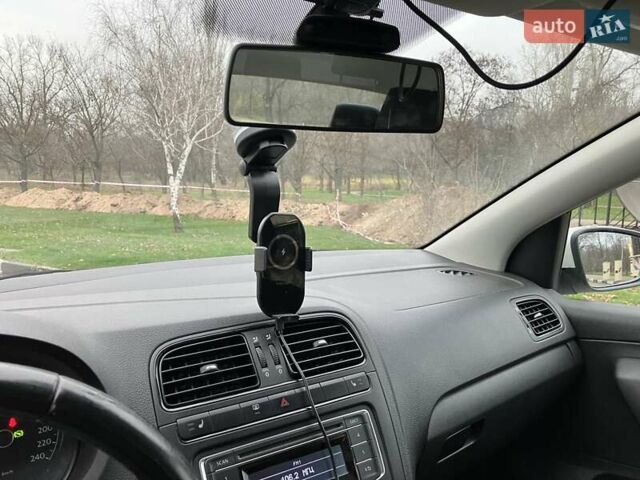 Белый Фольксваген Поло, объемом двигателя 1.6 л и пробегом 218 тыс. км за 7900 $, фото 6 на Automoto.ua