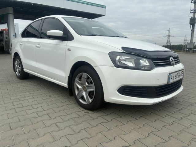 Белый Фольксваген Поло, объемом двигателя 1.6 л и пробегом 240 тыс. км за 6555 $, фото 1 на Automoto.ua