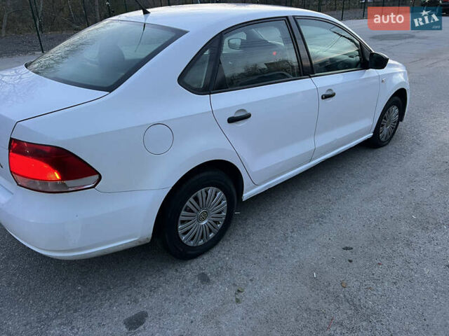 Белый Фольксваген Поло, объемом двигателя 1.6 л и пробегом 253 тыс. км за 3650 $, фото 17 на Automoto.ua