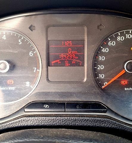 Белый Фольксваген Поло, объемом двигателя 1.6 л и пробегом 194 тыс. км за 6800 $, фото 7 на Automoto.ua