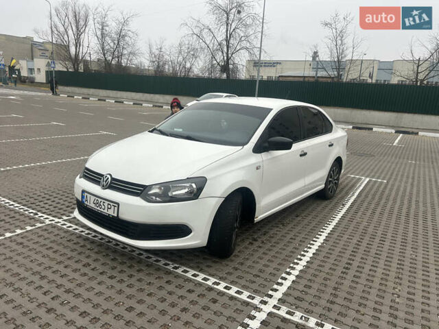 Білий Фольксваген Поло, об'ємом двигуна 1.6 л та пробігом 221 тис. км за 6000 $, фото 3 на Automoto.ua