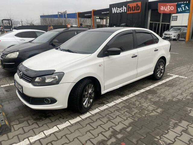 Белый Фольксваген Поло, объемом двигателя 1.6 л и пробегом 250 тыс. км за 5500 $, фото 5 на Automoto.ua