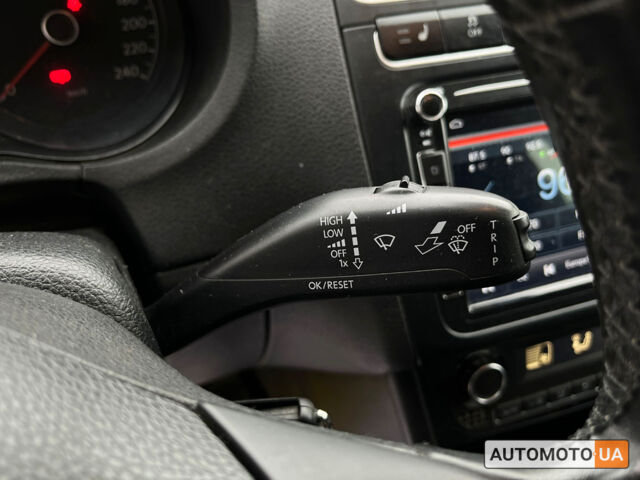 Белый Фольксваген Поло, объемом двигателя 1.6 л и пробегом 67 тыс. км за 9500 $, фото 20 на Automoto.ua