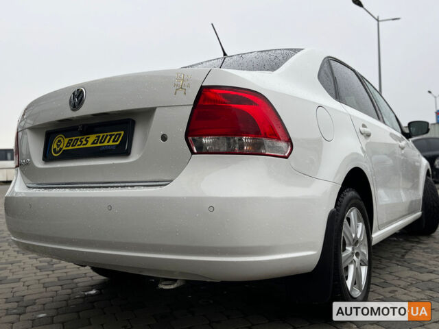 Белый Фольксваген Поло, объемом двигателя 1.6 л и пробегом 67 тыс. км за 9500 $, фото 9 на Automoto.ua