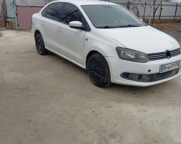 Білий Фольксваген Поло, об'ємом двигуна 1.6 л та пробігом 330 тис. км за 4000 $, фото 3 на Automoto.ua
