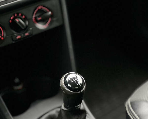 Белый Фольксваген Поло, объемом двигателя 1.6 л и пробегом 164 тыс. км за 8999 $, фото 13 на Automoto.ua