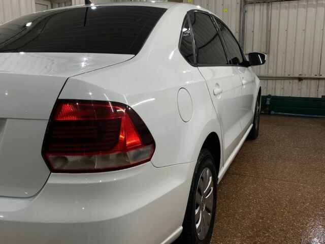 Белый Фольксваген Поло, объемом двигателя 1.6 л и пробегом 94 тыс. км за 6999 $, фото 4 на Automoto.ua