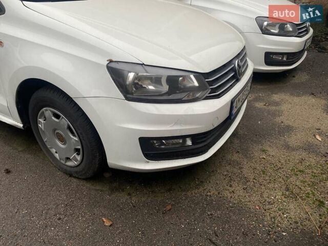 Белый Фольксваген Поло, объемом двигателя 1.6 л и пробегом 194 тыс. км за 7200 $, фото 1 на Automoto.ua