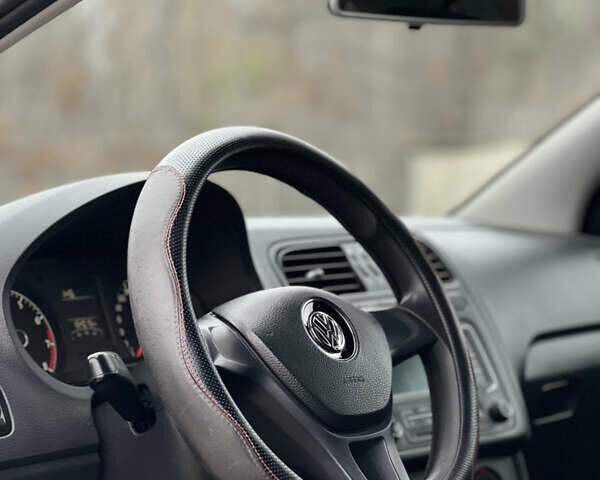 Белый Фольксваген Поло, объемом двигателя 1.6 л и пробегом 164 тыс. км за 8999 $, фото 11 на Automoto.ua