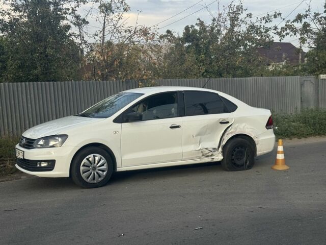 Білий Фольксваген Поло, об'ємом двигуна 1.6 л та пробігом 250 тис. км за 6950 $, фото 7 на Automoto.ua