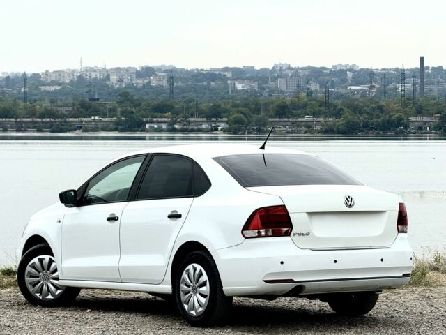 Білий Фольксваген Поло, об'ємом двигуна 1.6 л та пробігом 250 тис. км за 6950 $, фото 3 на Automoto.ua