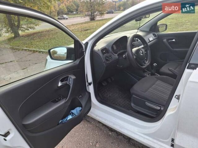 Білий Фольксваген Поло, об'ємом двигуна 1.6 л та пробігом 313 тис. км за 7300 $, фото 10 на Automoto.ua