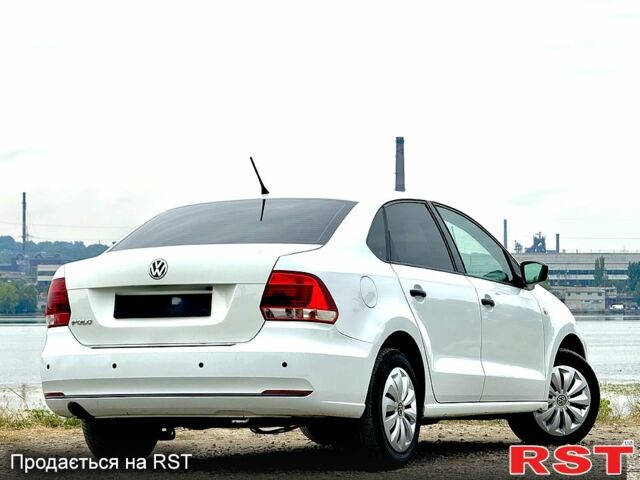 Білий Фольксваген Поло, об'ємом двигуна 1.6 л та пробігом 127 тис. км за 8950 $, фото 1 на Automoto.ua