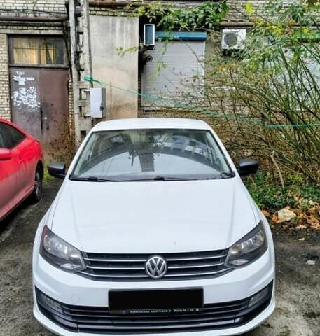 Білий Фольксваген Поло, об'ємом двигуна 1.6 л та пробігом 153 тис. км за 8000 $, фото 5 на Automoto.ua