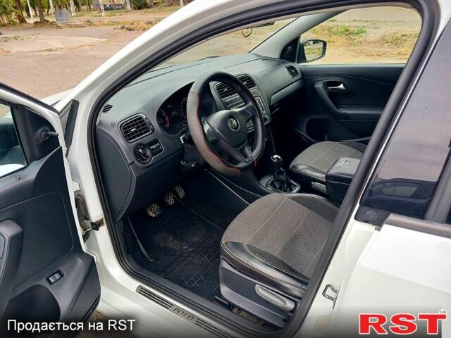 Белый Фольксваген Поло, объемом двигателя 1.6 л и пробегом 163 тыс. км за 8700 $, фото 9 на Automoto.ua