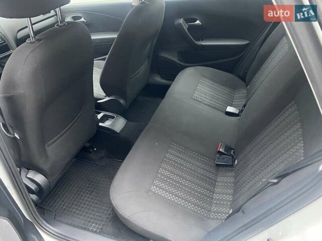 Белый Фольксваген Поло, объемом двигателя 1.6 л и пробегом 194 тыс. км за 7200 $, фото 11 на Automoto.ua