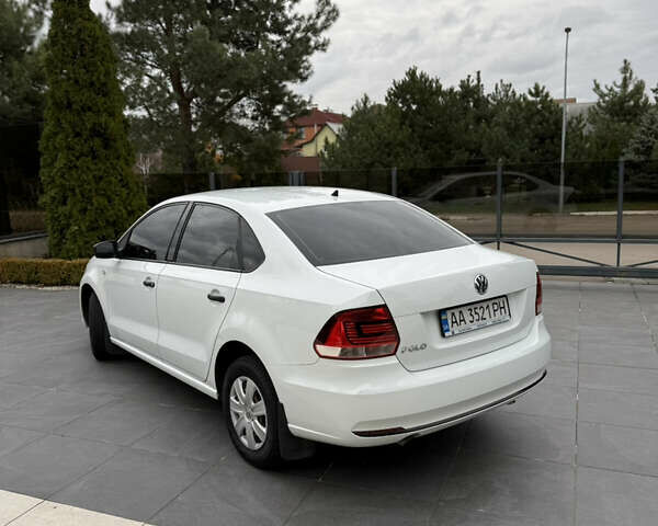 Білий Фольксваген Поло, об'ємом двигуна 1.6 л та пробігом 210 тис. км за 8500 $, фото 5 на Automoto.ua
