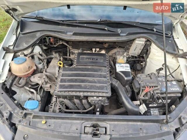 Білий Фольксваген Поло, об'ємом двигуна 1.6 л та пробігом 313 тис. км за 7300 $, фото 12 на Automoto.ua