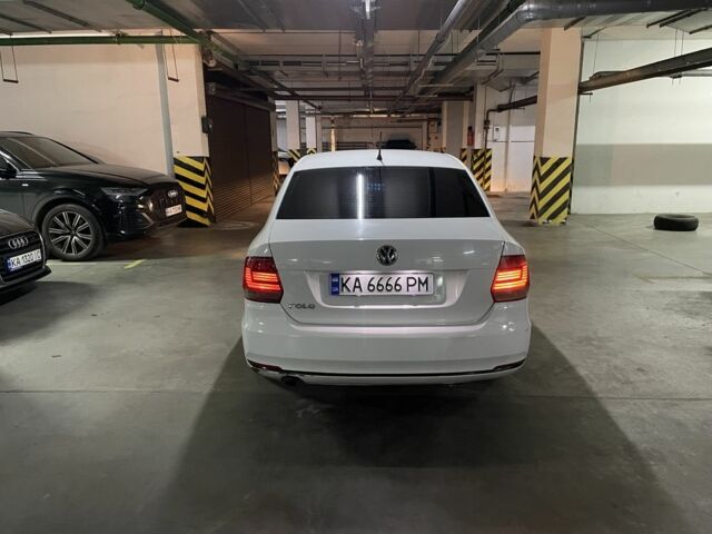 Білий Фольксваген Поло, об'ємом двигуна 1.6 л та пробігом 370 тис. км за 7699 $, фото 3 на Automoto.ua