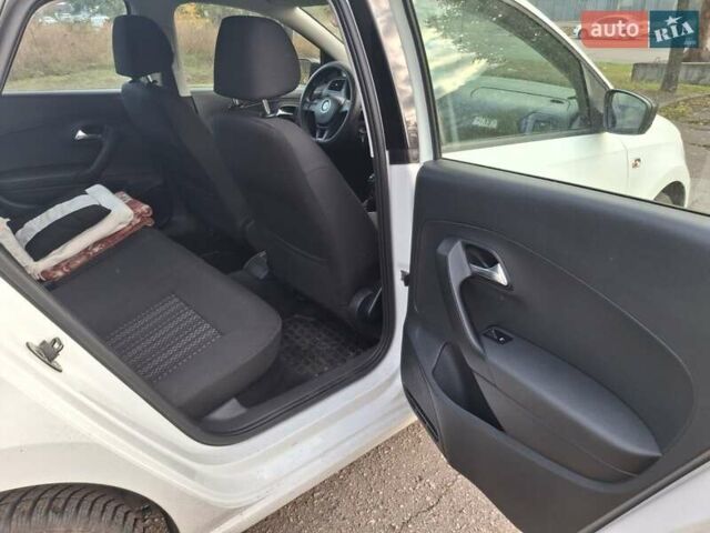 Білий Фольксваген Поло, об'ємом двигуна 1.6 л та пробігом 313 тис. км за 7300 $, фото 7 на Automoto.ua