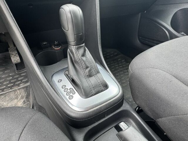 Білий Фольксваген Поло, об'ємом двигуна 1.6 л та пробігом 250 тис. км за 6950 $, фото 5 на Automoto.ua