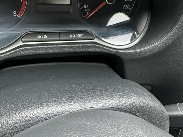 Белый Фольксваген Поло, объемом двигателя 1.4 л и пробегом 99 тыс. км за 10000 $, фото 5 на Automoto.ua