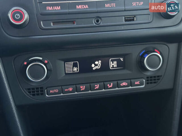 Белый Фольксваген Поло, объемом двигателя 1.4 л и пробегом 134 тыс. км за 9500 $, фото 25 на Automoto.ua