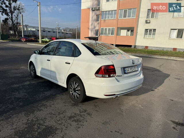 Білий Фольксваген Поло, об'ємом двигуна 1.6 л та пробігом 195 тис. км за 8200 $, фото 4 на Automoto.ua