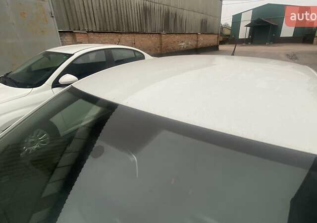 Белый Фольксваген Поло, объемом двигателя 1.6 л и пробегом 175 тыс. км за 7400 $, фото 12 на Automoto.ua