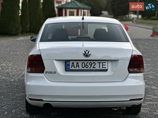 Белый Фольксваген Поло, объемом двигателя 1.6 л и пробегом 80 тыс. км за 9299 $, фото 12 на Automoto.ua