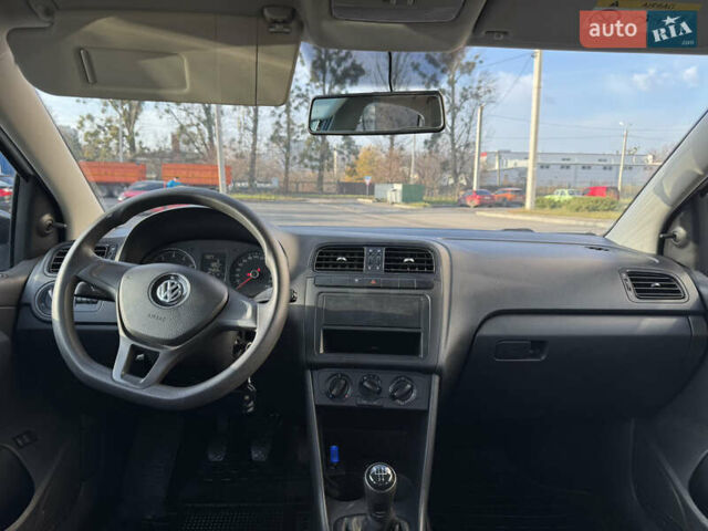 Білий Фольксваген Поло, об'ємом двигуна 1.6 л та пробігом 195 тис. км за 8200 $, фото 6 на Automoto.ua