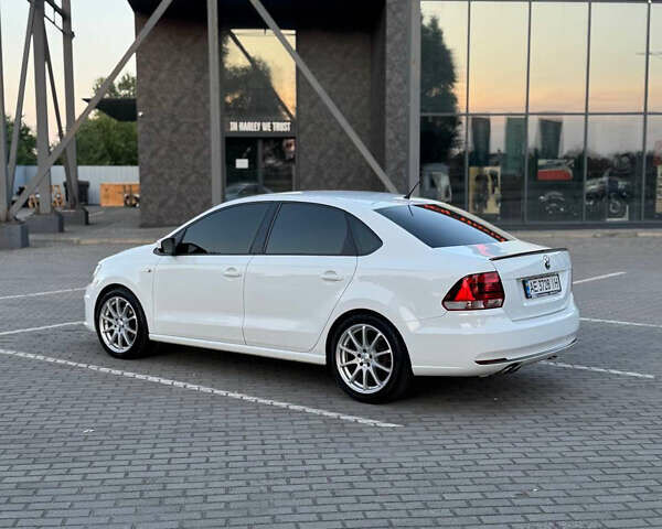 Белый Фольксваген Поло, объемом двигателя 1.4 л и пробегом 91 тыс. км за 12500 $, фото 2 на Automoto.ua