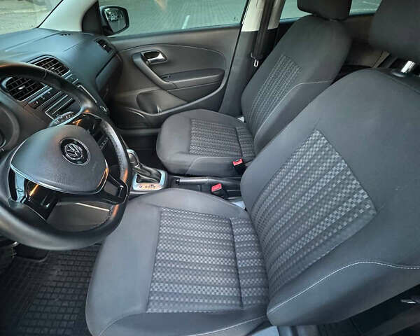 Белый Фольксваген Поло, объемом двигателя 1.4 л и пробегом 91 тыс. км за 12500 $, фото 10 на Automoto.ua