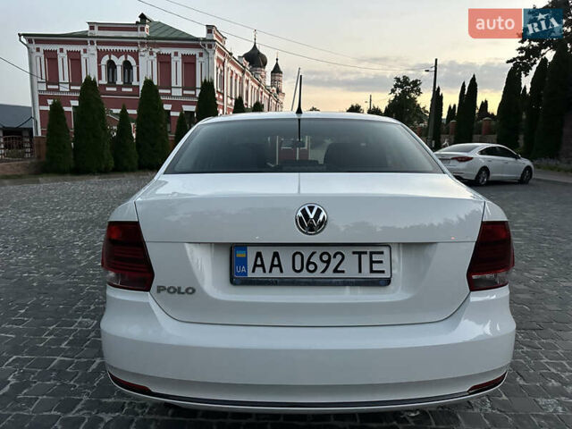 Белый Фольксваген Поло, объемом двигателя 1.6 л и пробегом 80 тыс. км за 9299 $, фото 16 на Automoto.ua