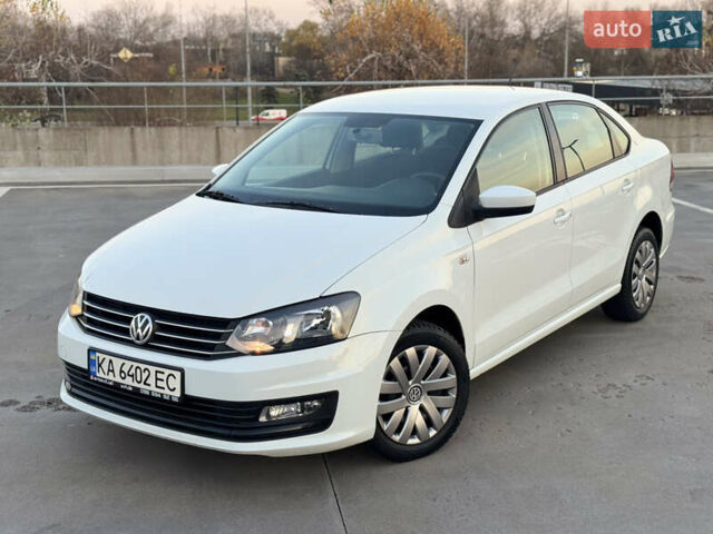 Белый Фольксваген Поло, объемом двигателя 1.4 л и пробегом 134 тыс. км за 9500 $, фото 2 на Automoto.ua
