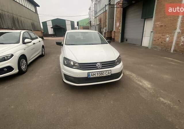 Белый Фольксваген Поло, объемом двигателя 1.6 л и пробегом 175 тыс. км за 7400 $, фото 1 на Automoto.ua