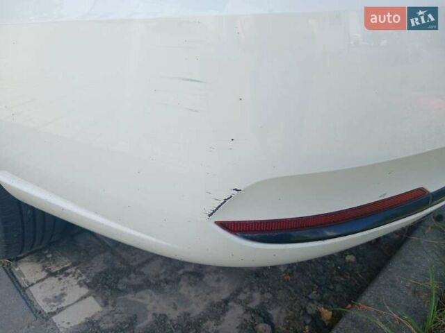 Белый Фольксваген Поло, объемом двигателя 1.6 л и пробегом 158 тыс. км за 6041 $, фото 16 на Automoto.ua