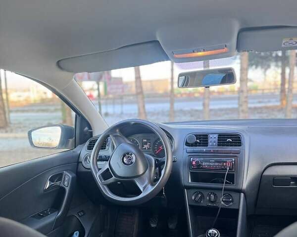 Белый Фольксваген Поло, объемом двигателя 1.6 л и пробегом 302 тыс. км за 8200 $, фото 9 на Automoto.ua