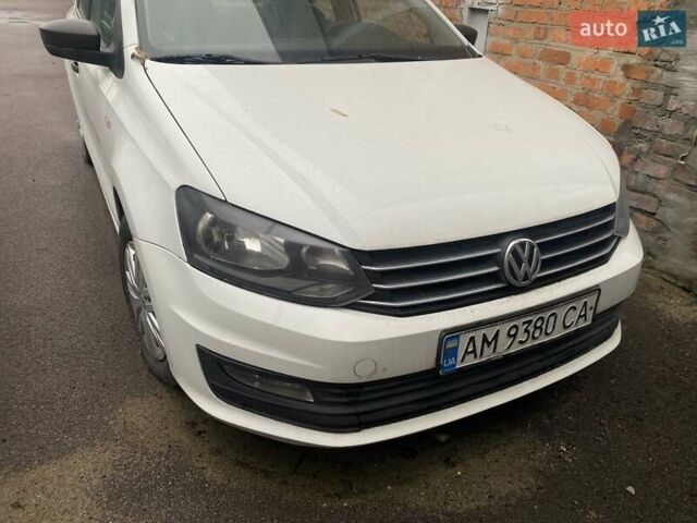 Белый Фольксваген Поло, объемом двигателя 1.6 л и пробегом 175 тыс. км за 7400 $, фото 3 на Automoto.ua