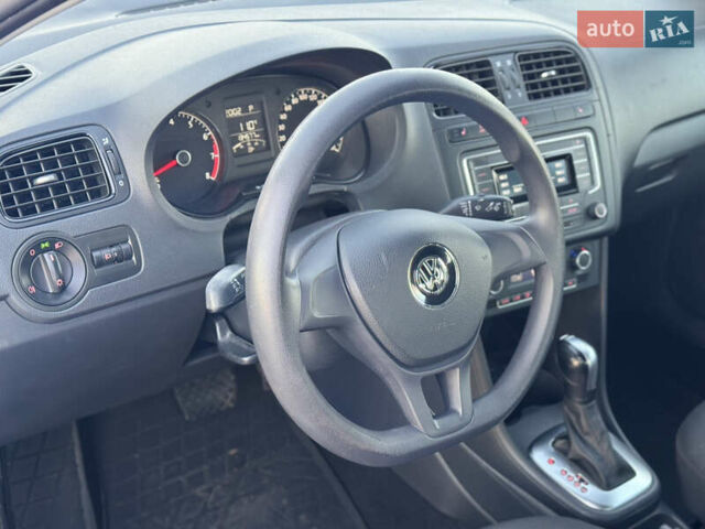 Белый Фольксваген Поло, объемом двигателя 1.4 л и пробегом 134 тыс. км за 9500 $, фото 27 на Automoto.ua
