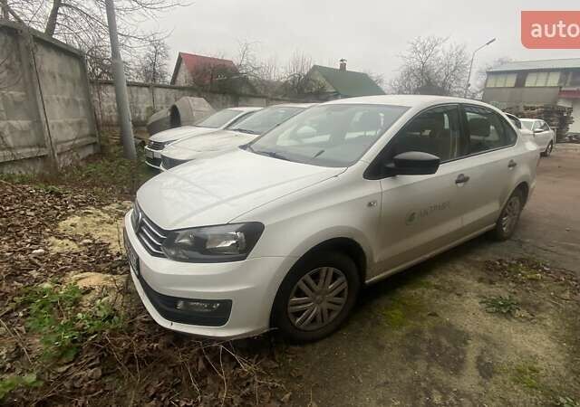 Белый Фольксваген Поло, объемом двигателя 1.6 л и пробегом 156 тыс. км за 7600 $, фото 3 на Automoto.ua