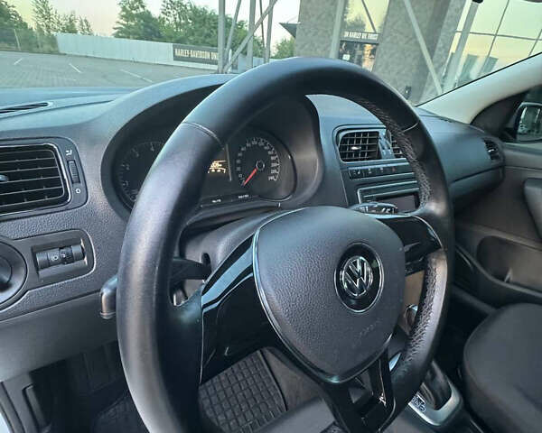 Белый Фольксваген Поло, объемом двигателя 1.4 л и пробегом 91 тыс. км за 12500 $, фото 11 на Automoto.ua