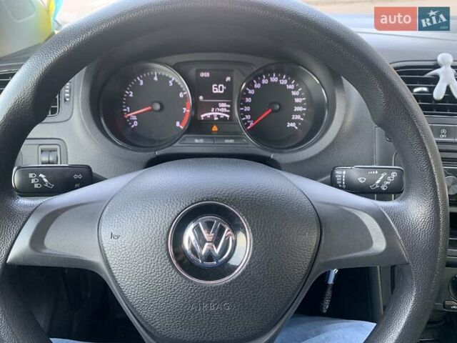 Белый Фольксваген Поло, объемом двигателя 1.2 л и пробегом 217 тыс. км за 6150 $, фото 13 на Automoto.ua